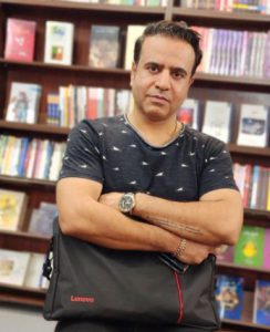 معرفی 10 معلم خصوصی زبان انگلیسی در شیراز+ نمونه تدریس و آدرس 3 تصویری از استاد همایون مدرس کلاس خصوصی زبان انگلیسی در شیراز